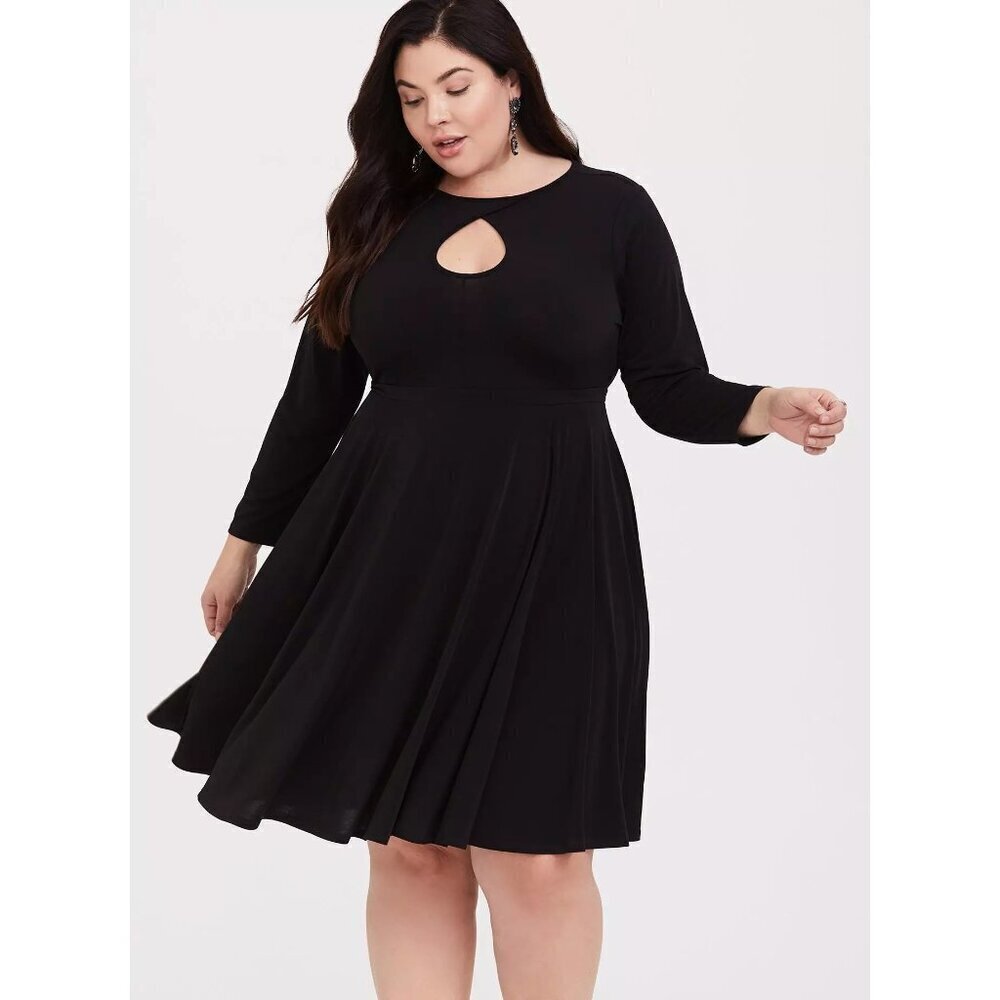 NWT Torrid Black Studio Knit Keyhole Skater Dress Fit N Flare Plus Size 4X